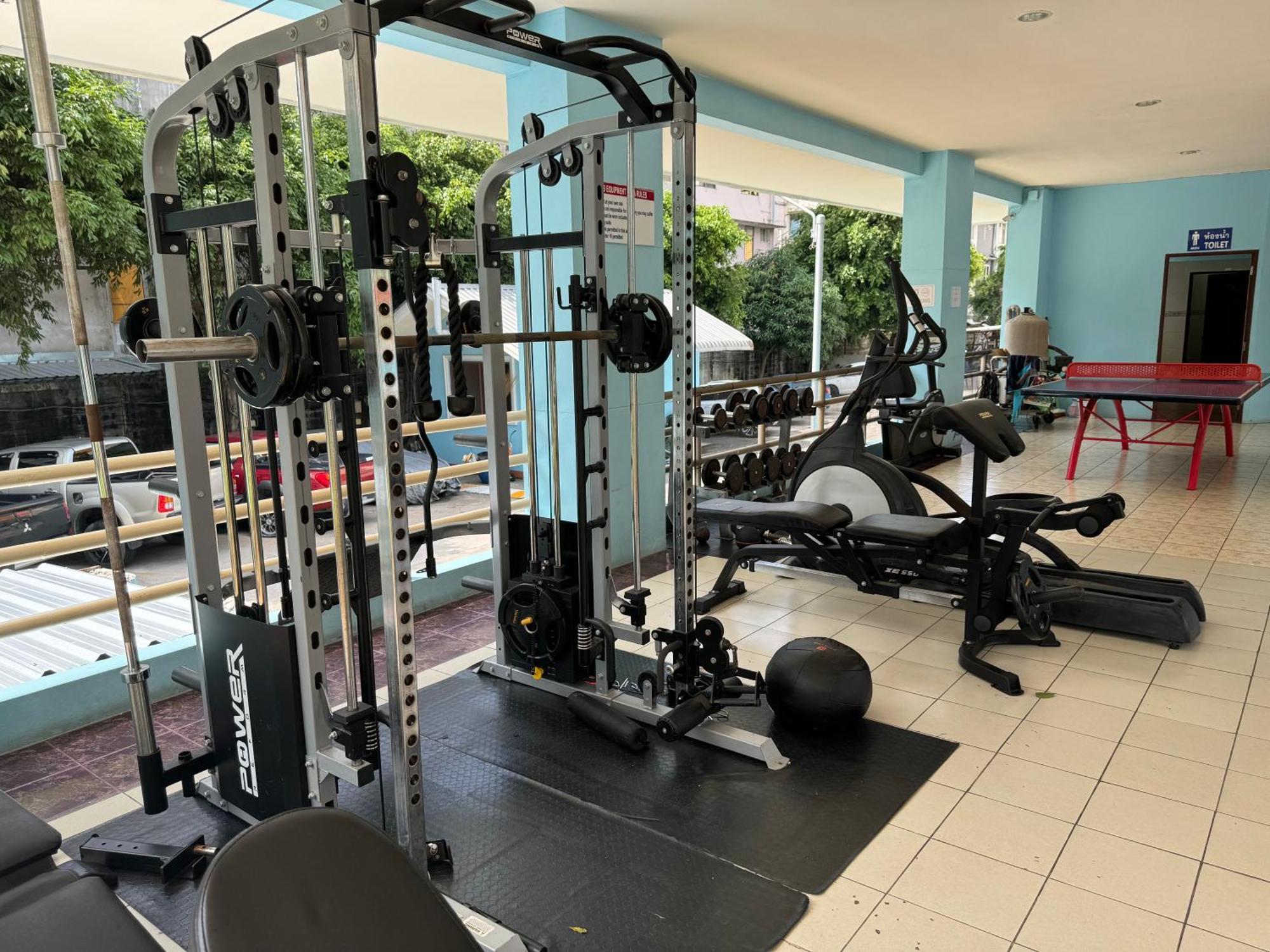 Mina 美景公寓酒店 Pattaya Exteriör bild